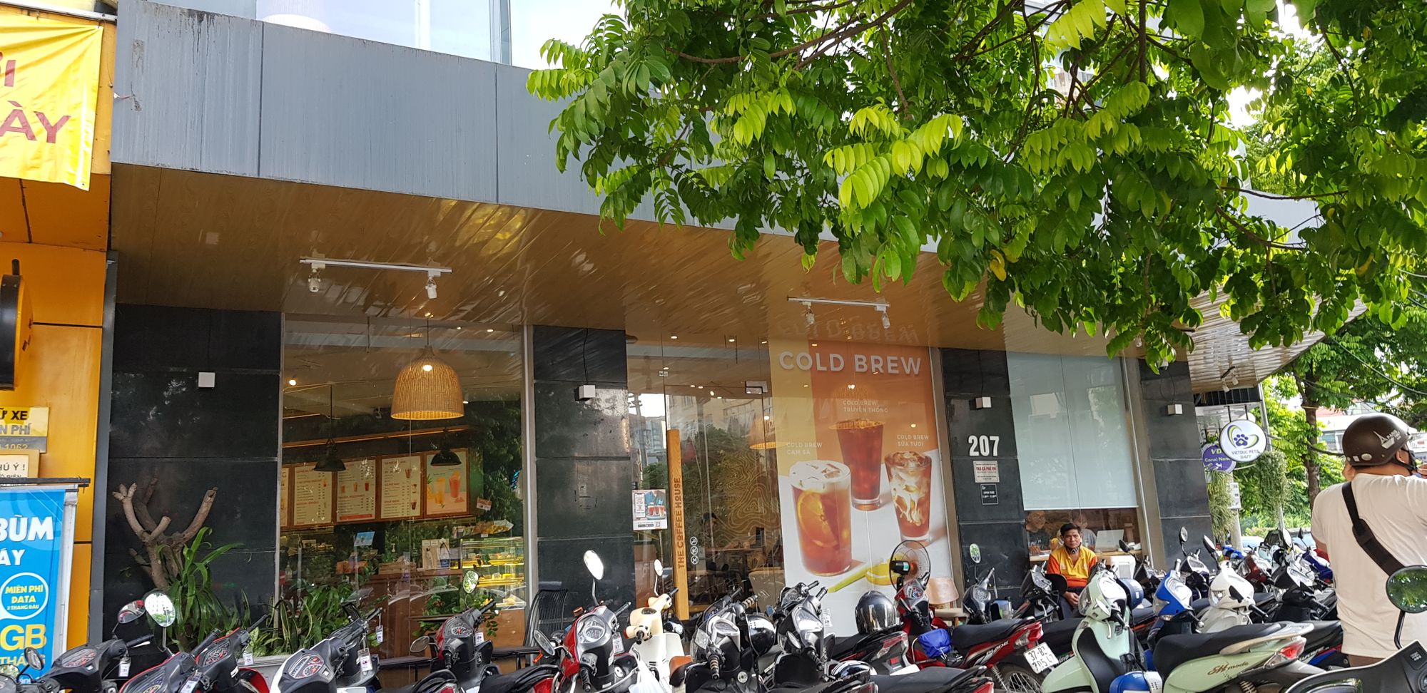 Impression Archives #2: The Coffee House 207 Mạc Thái Tổ 21/06/2020