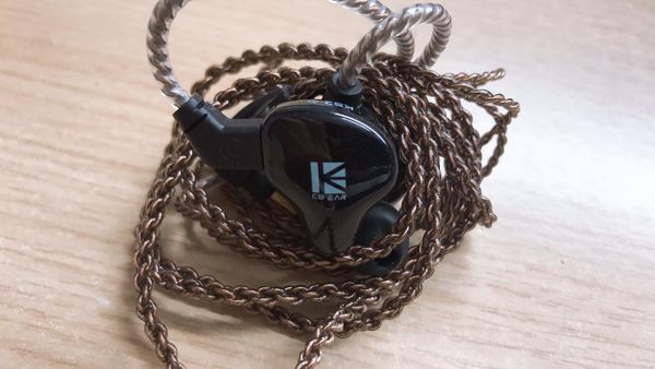 KBEAR KS2 review: Average